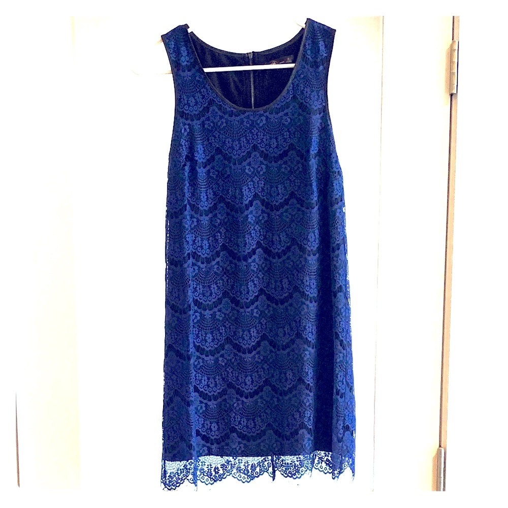 Blue Lace Dress w black underlay - Kensie size 2
